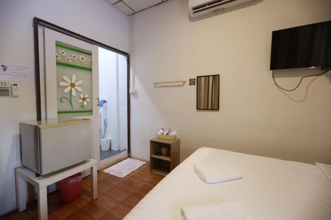 Banana Hostel Donmuang Bangkok Eksteriør bilde