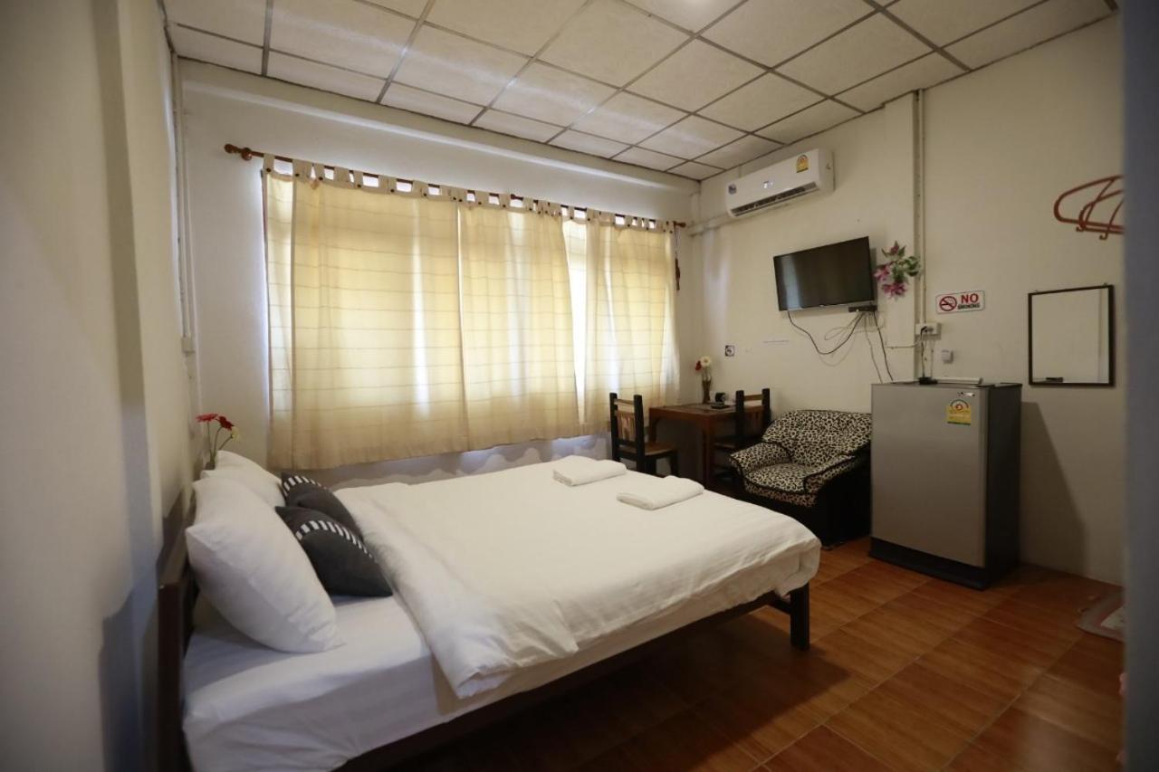 Banana Hostel Donmuang Bangkok Eksteriør bilde