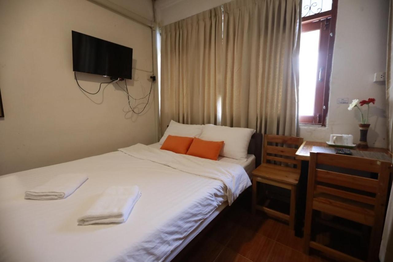 Banana Hostel Donmuang Bangkok Eksteriør bilde